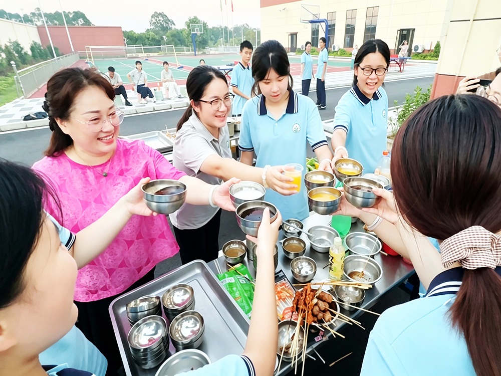 石家庄正规叛逆少年改变学校怎么联系